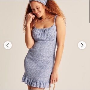 Abercrombie & Fitch Blue Floral Smocked Ruffle Mini Dress- M